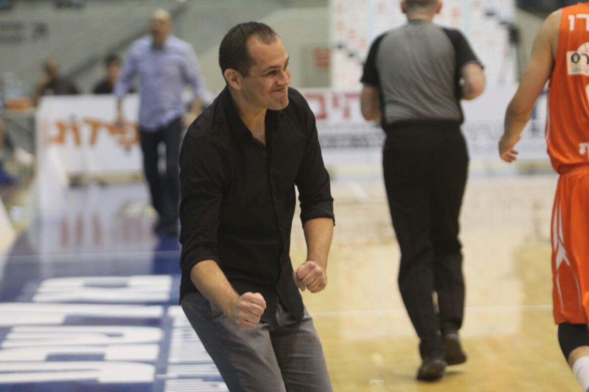 יניב בורגר. פספס ניצחון (צילום: שי מוגילבסקי)